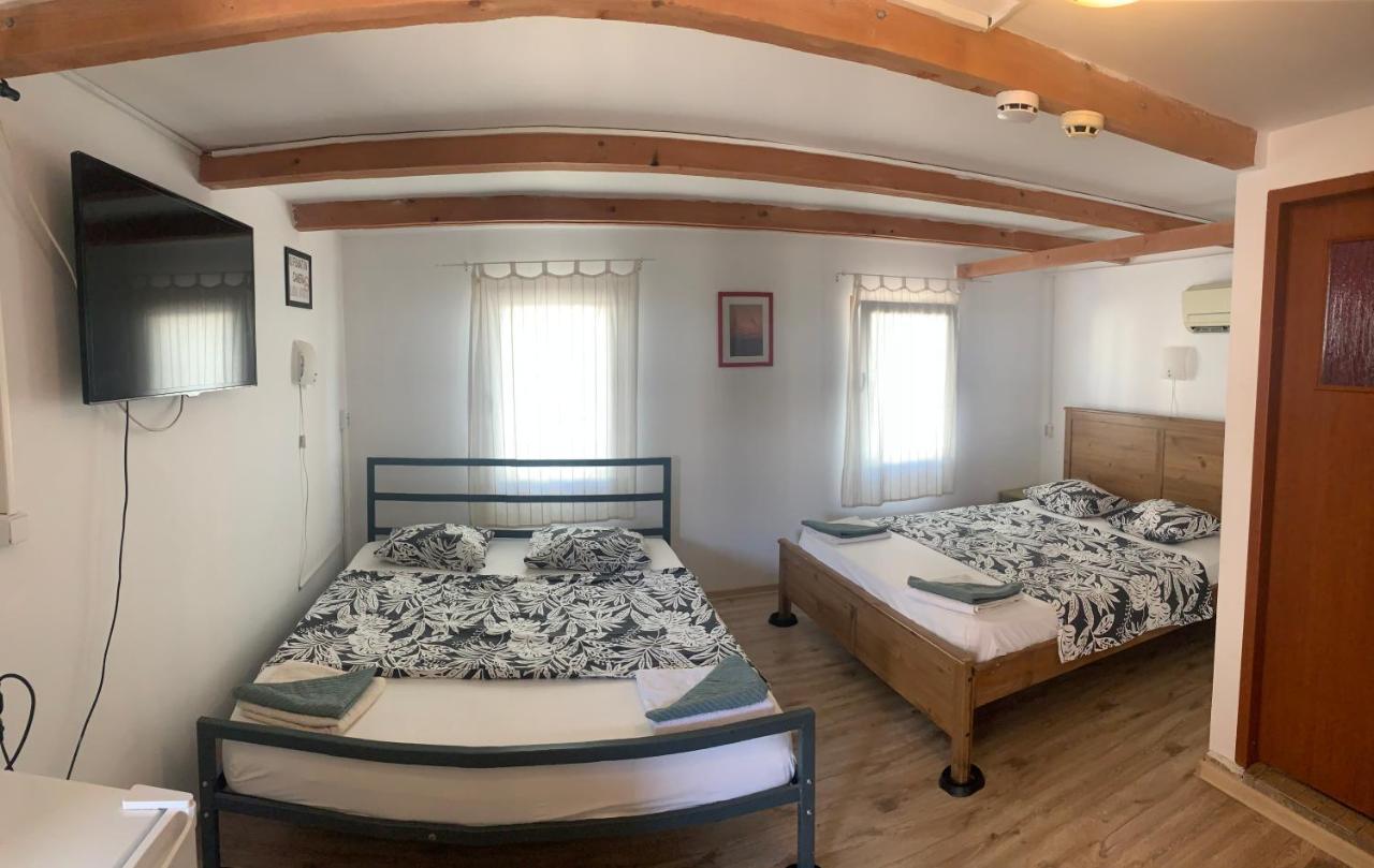 Bazart Vama Veche Hostel Ngoại thất bức ảnh