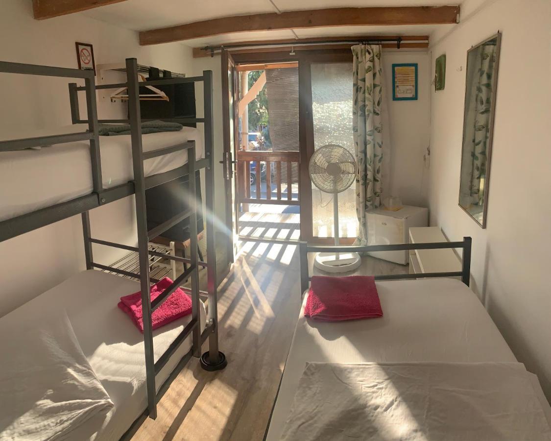 Bazart Vama Veche Hostel Ngoại thất bức ảnh