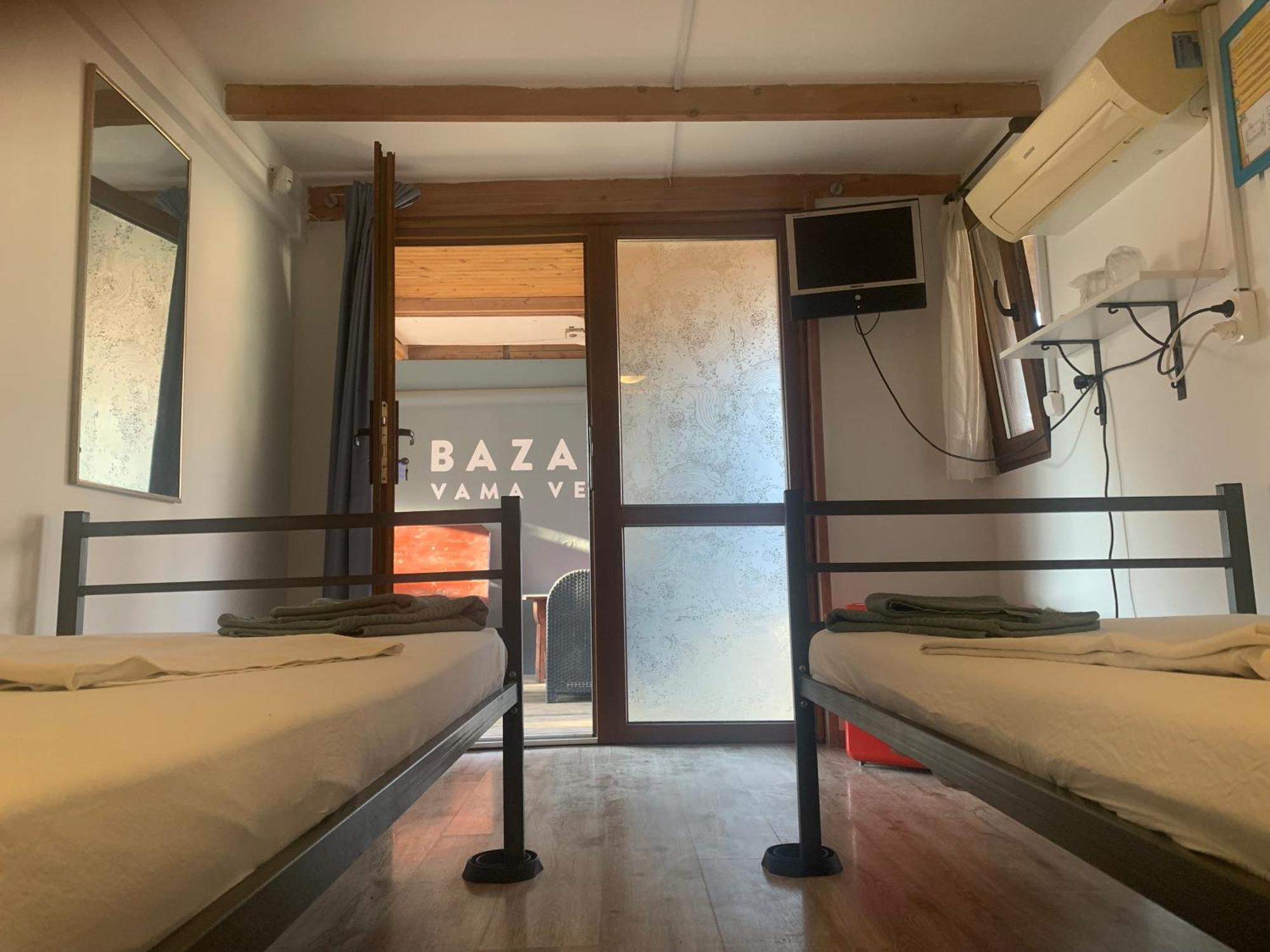 Bazart Vama Veche Hostel Ngoại thất bức ảnh